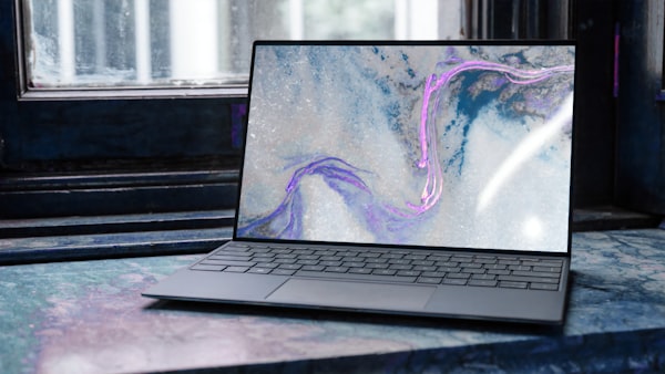 Dell XPS 15 9530 Laptop (13th Gen i7, 32GB, 1TB SSD, RTX 4060)